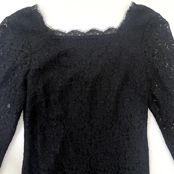 Adrianna Papell Short Lace Black Dress Size 6 - Picture 3 of 9